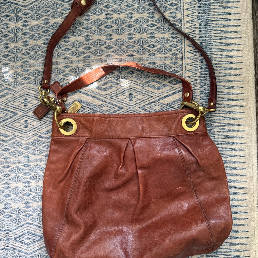 Vintage Coach Brown Leather Crossbody Bag with Gold Accents, XL size - Picture 1 of 9